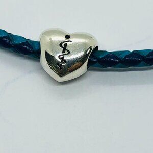 ✨✨Pandora Medicina Heart Charm